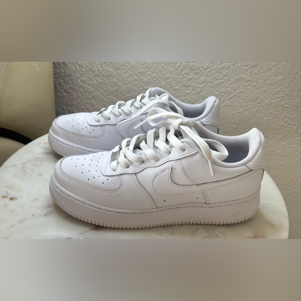 Nike Air Force 1'07 Retro Low Triple White Sneakers OG DH2920 -111